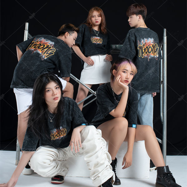 Mẫu Áo Wash Màu Đen Trùm Trường - Ngông Collection