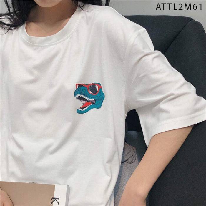 Hình thêu logo nhỏ tinh xảo tạo điểm nhấn ấn tượng