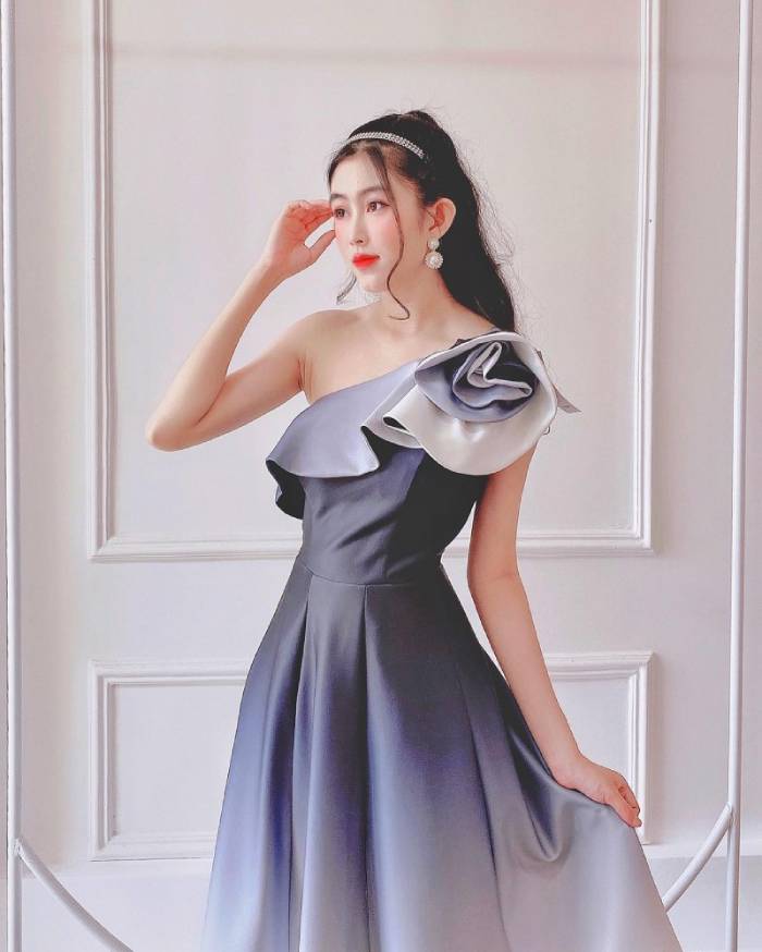 Cơ sở cho thuê váy, đầm dự tiệc giá học sinh