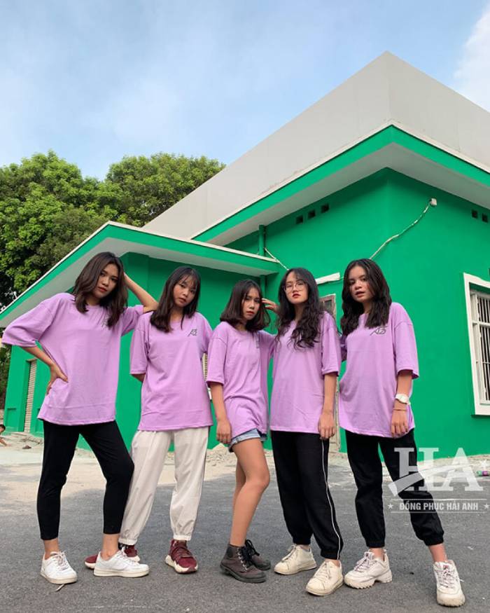 Áo thun Oversize cho hội bạn 5 người cá tính