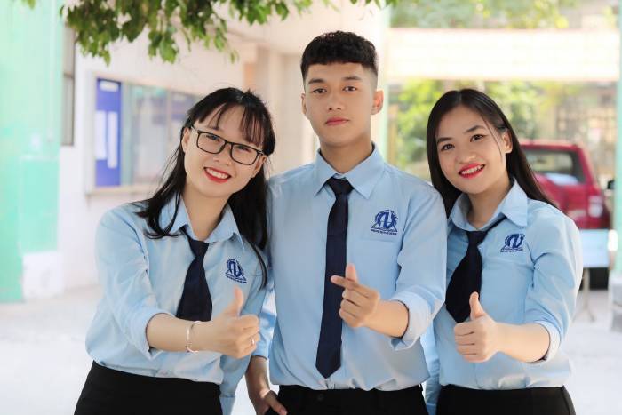 Áo sơ mi đồng phục mùa hè dành cho sinh viên