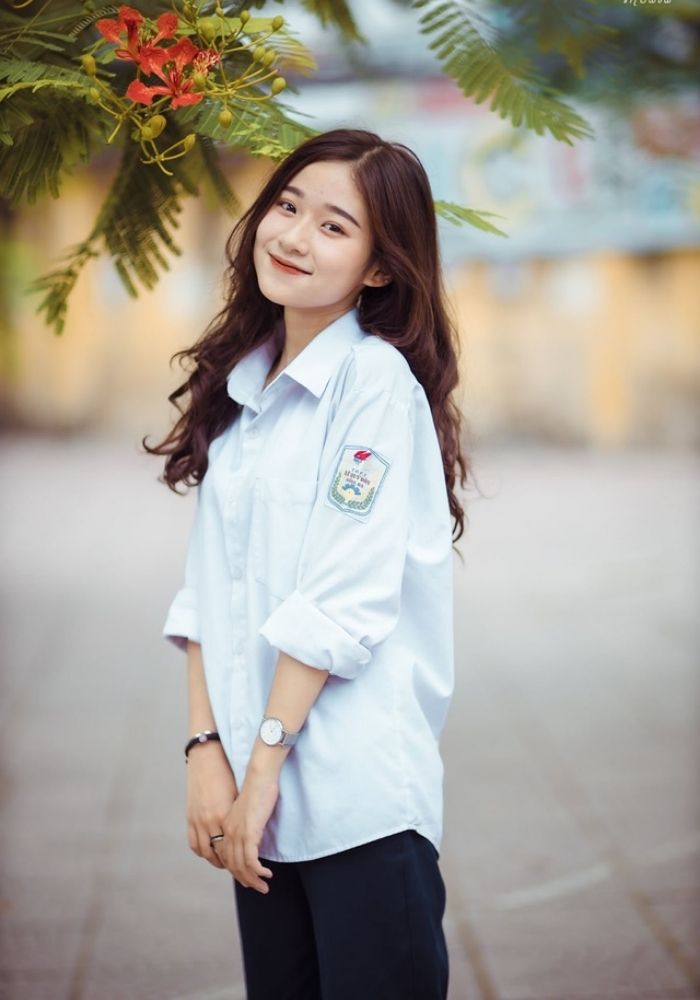 Chất liệu vải thoáng mát, hút ẩm tốt