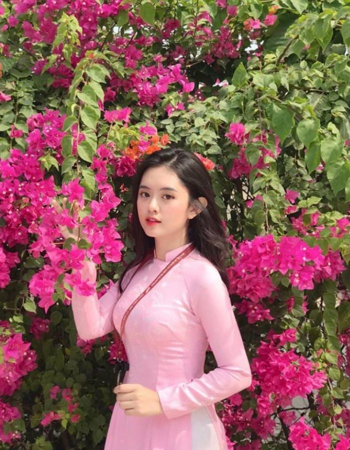 Mẫu áo dài trang phục nữ sinh mang nét đẹp truyền thống