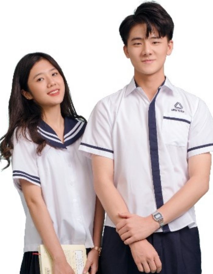 Mẫu áo được kết hợp cùng các họa tiết kẻ sọc xanh than và trắng