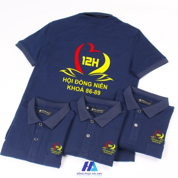 Trang phục lớp hội đồng niên khoá 86 - 89 thiết kế với tone màu xanh đậm
