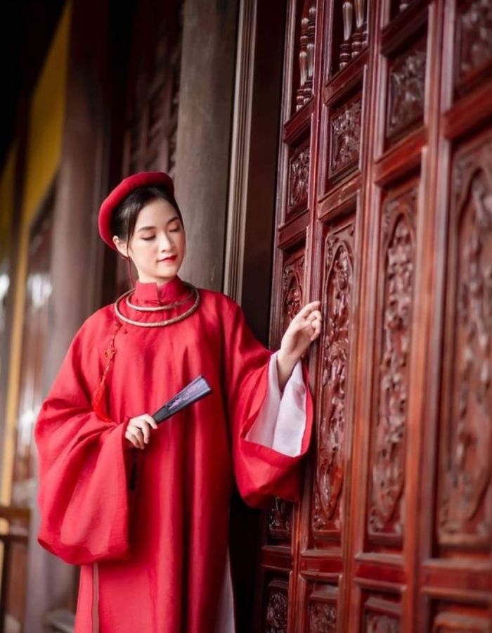 Văn Miếu Quốc Tử Giám là địa điểm lý tưởng chụp kỷ yếu cổ phục
