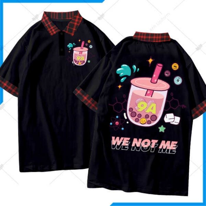 Mẫu áo lớp màu đen với slogan We Not Me