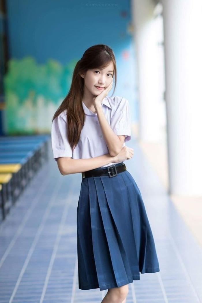 Mẫu váy thiết kế theo phong cách trẻ trung, năng động