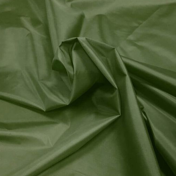 Chất liệu vải may học sinh vải nylon