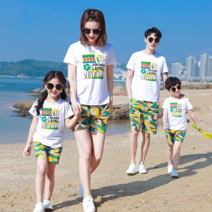 Bộ quần áo thiết kế hoạ tiết độc đáo, ấn tượng