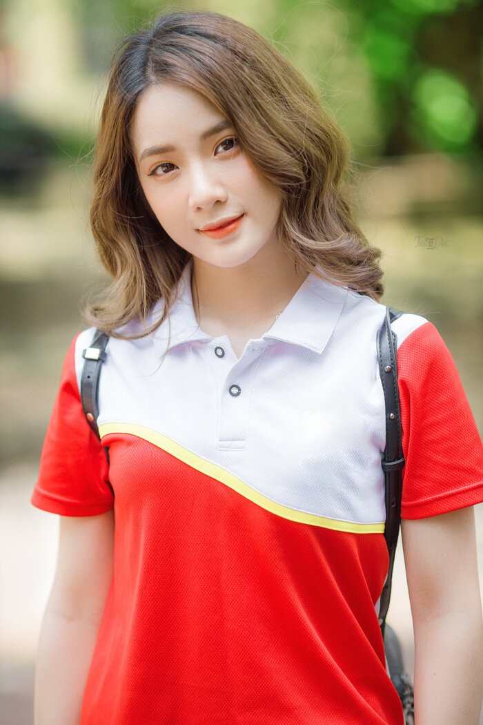Mẫu đồng phục thể dục học sinh THCS màu đỏ