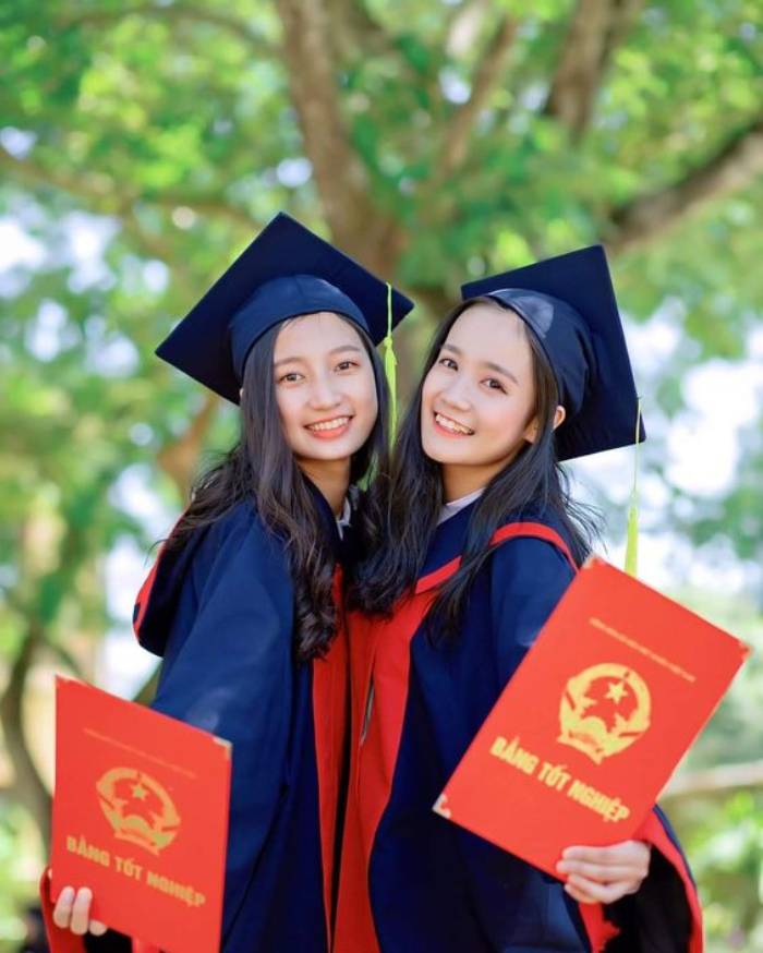 Trang phục Duyên Hà - Địa điểm bán áo cử nhân giá tốt