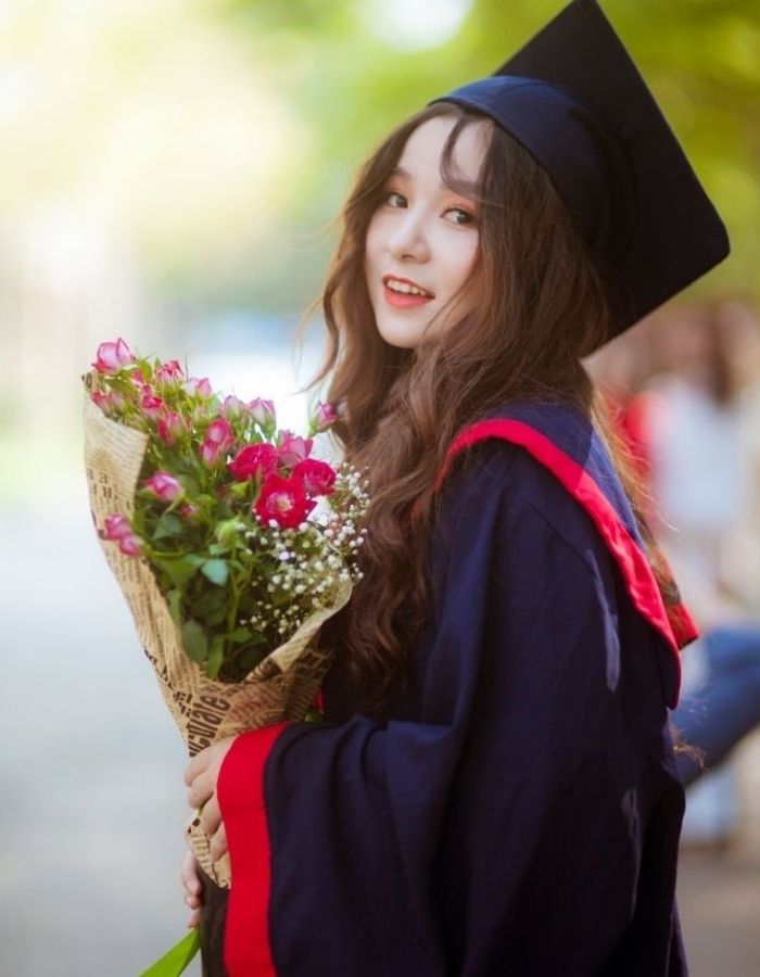 Hướng dẫn cách đo size áo tốt nghiệp