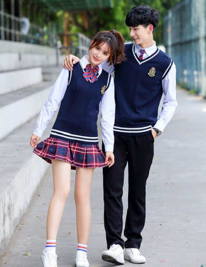 Mẫu áo gile được học sinh mặc vào mùa đông