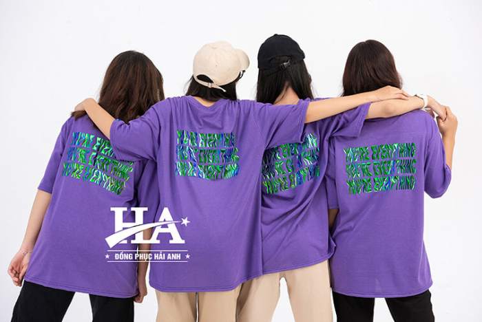 Mẫu áo hologram thiết kế tông màu tím Violet