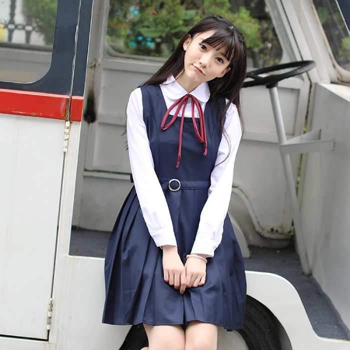Trang phục Jumper Skirt dành cho nữ sinh