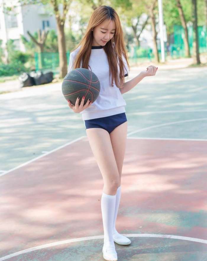 Mẫu quần áo thể dục của học sinh Nhật Bản