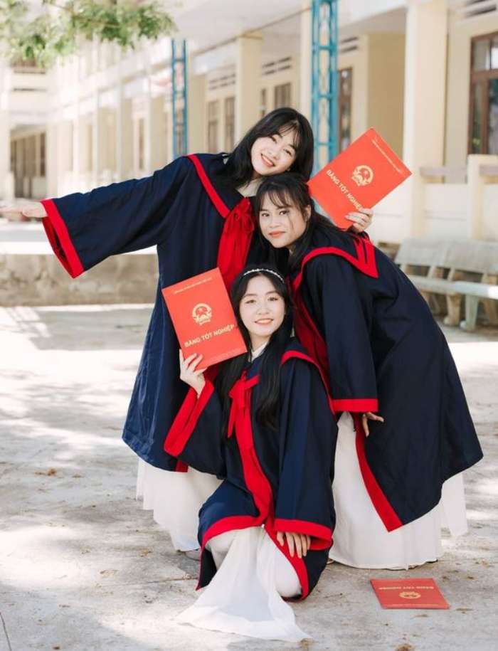 Đặt may áo tốt nghiệp giá rẻ, uy tín tại Đồng phục Hải Anh