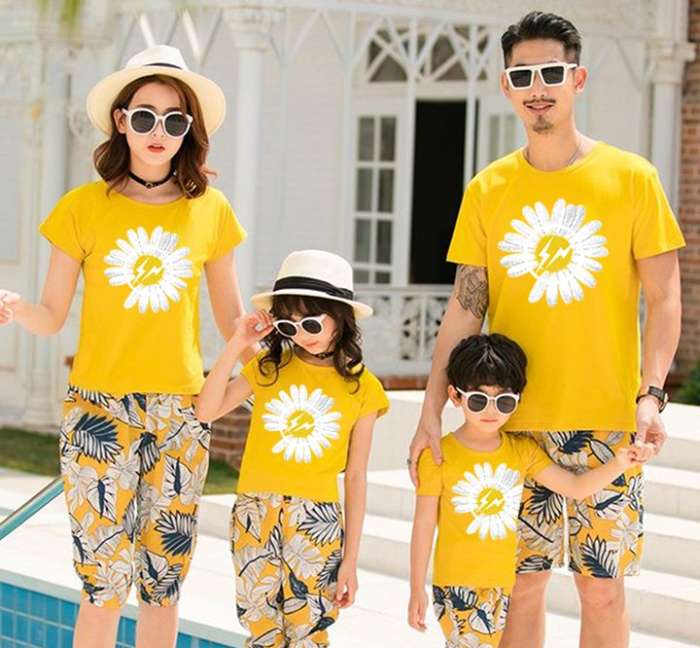 Màu sắc nổi bật của chiếc áo giúp thu hút sự chú ý