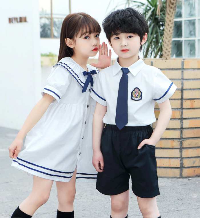 Kiểu váy đồng phục liền thân dành cho bé gái tiểu học