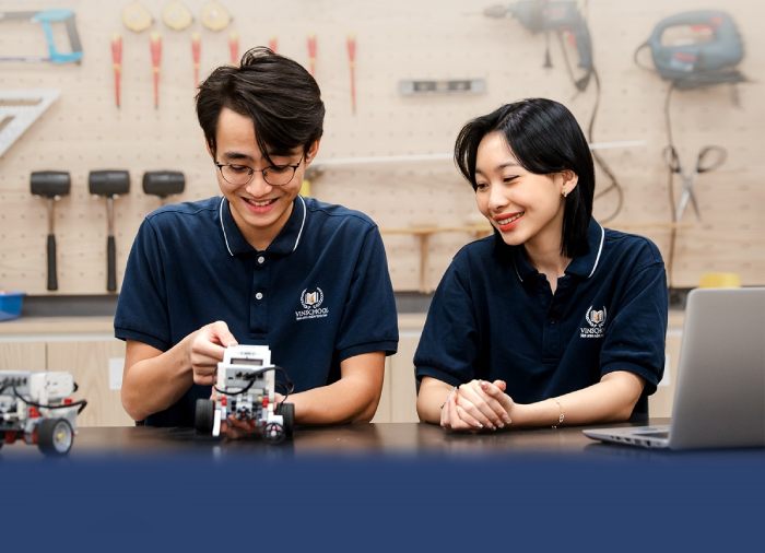 Học sinh có thể đặt may trang phục ngay tại trường học