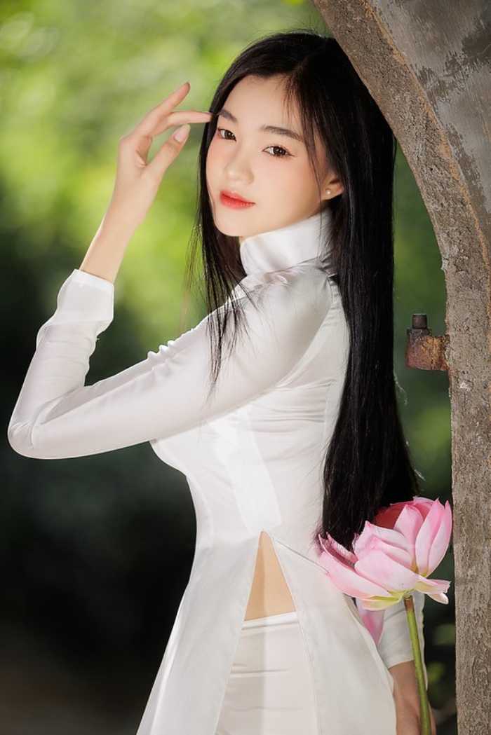 Mẫu áo dài học sinh may tại thương hiệu áo dài Hạnh