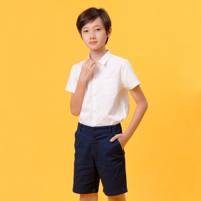 Mẫu áo sơ mi trắng, quần short may tại đồng phục Hải Anh