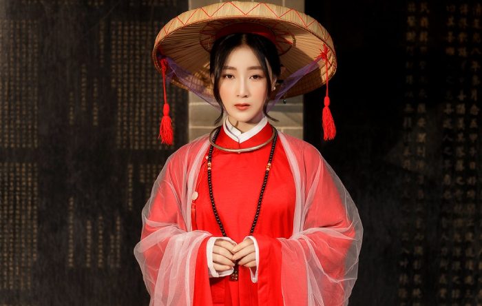 Cách makeup phong cách cổ điển cuốn hút