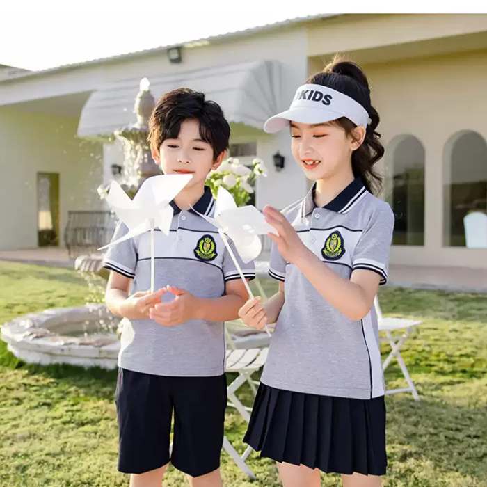 Thương hiệu Bốn Mùa nổi tiếng với nhiều trang phục đẹp