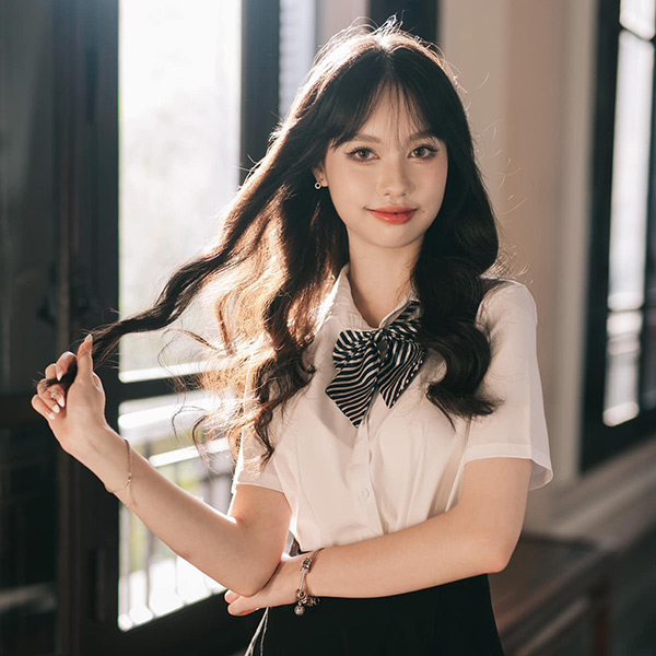 Chụp ảnh kỷ yếu hình 13