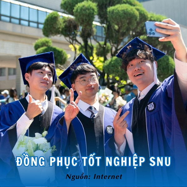 Đồng phục tốt nghiệp SNU trang trọng