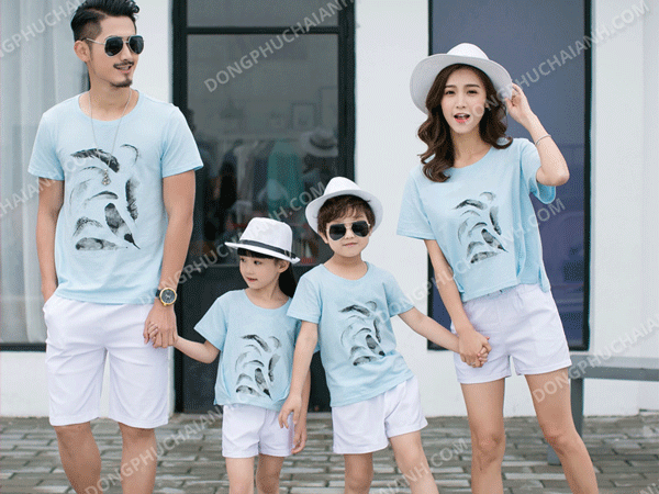 Mẫu áo đồng phục gia đình đơn giản lông chim