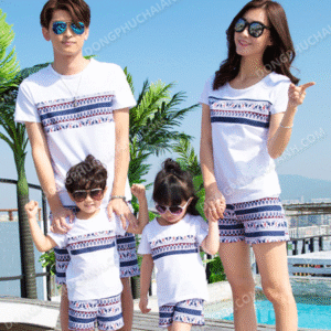 Mẫu áo đồng phục gia đình kẻ ngang màu trắng