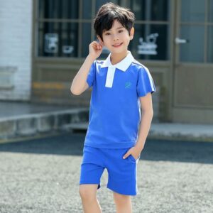 Áo đồng phục học sinh cấp 1 có cổ màu xanh dương