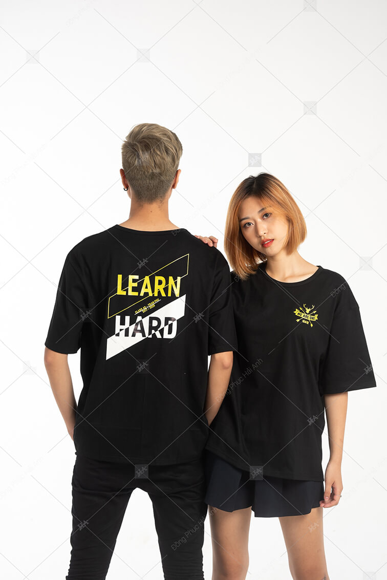 Mẫu Áo Lớp Oversize Cổ Tròn Màu Đen 12A12 - Ảnh 2