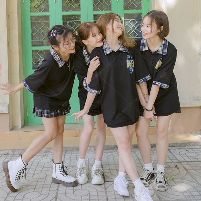 Áo Lớp Poka Màu Đen Cổ Yolo We Are One - Ảnh 2