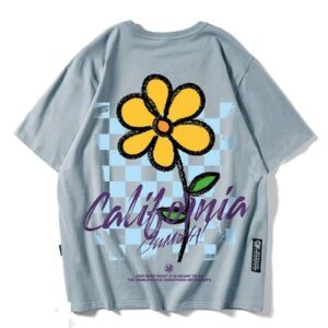 Áo thun cổ tròn california màu sắc rực rỡ, chuẩn phong cách GenZ