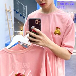 Áo thun in hình gấu bông cool ngầu với phong cách cá tính