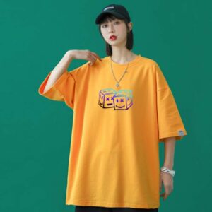 Áo thun oversize hình xúc xắc thiết kế tinh tế, màu sắc ấn tượng