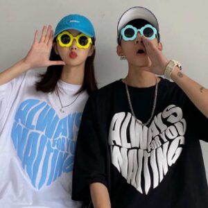 Mẫu áo thun unisex hình trái tim thiết kế đẹp, tinh tế
